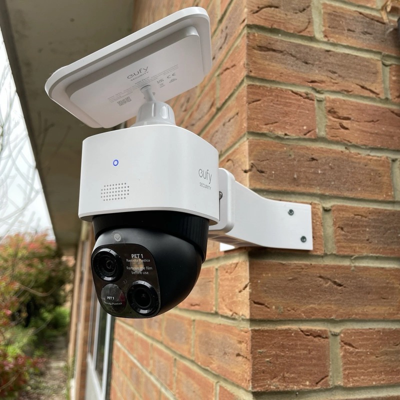 Soporte de montaje en pared pa - Eufy Camera E220 reseña y precio